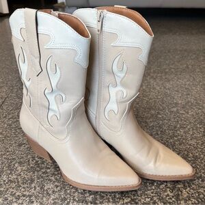 Universal Thread Xena Women Cowgirl Western Boots Cream and White Cowboy Target